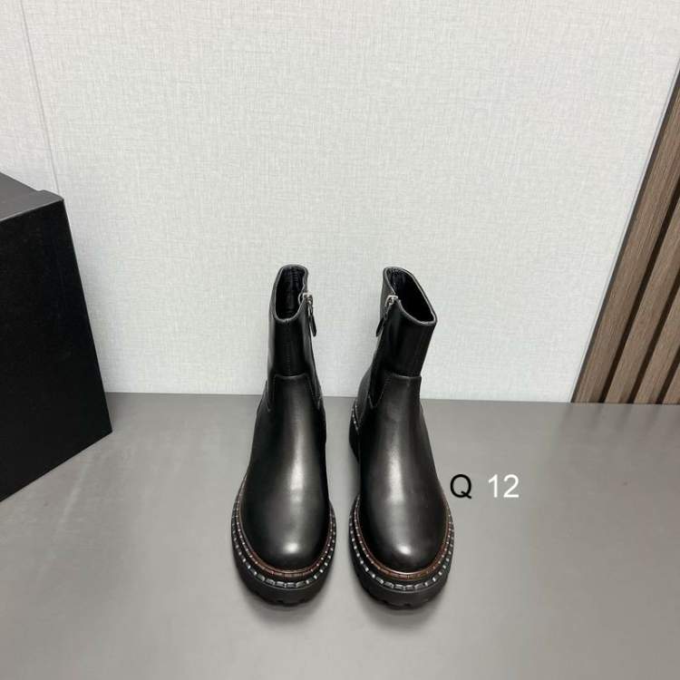 Picture of Prada Shoes _SKUPradasz35-40J080218872